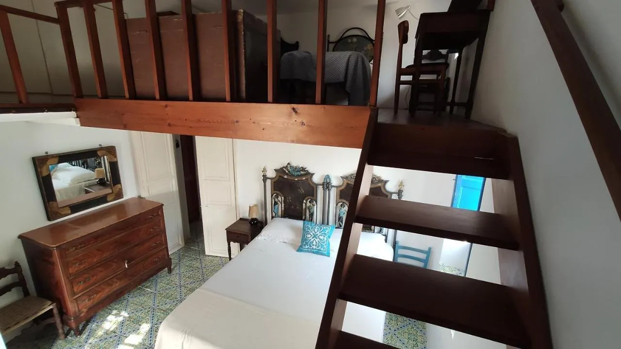 Апартаменты La Casa Di Nonna Ida Стромболи